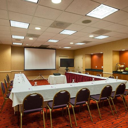 Residence Inn Boston Фрамингам Екстериор снимка
