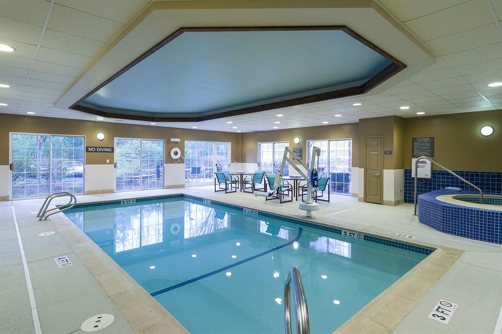 Residence Inn Boston Фрамингам Екстериор снимка