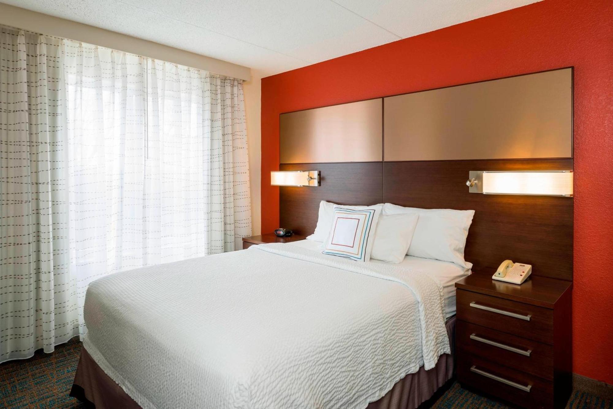 Residence Inn Boston Фрамингам Екстериор снимка