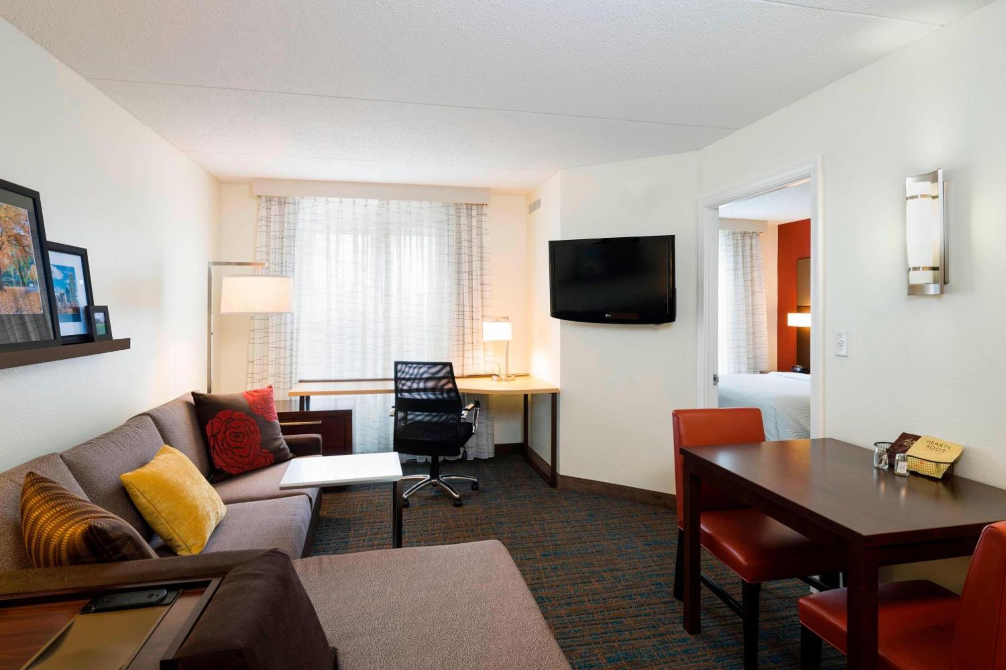 Residence Inn Boston Фрамингам Екстериор снимка